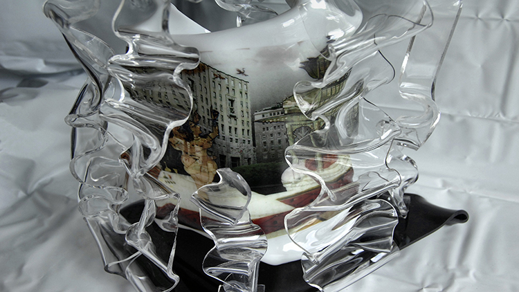 Sculture? Metacrilatiche