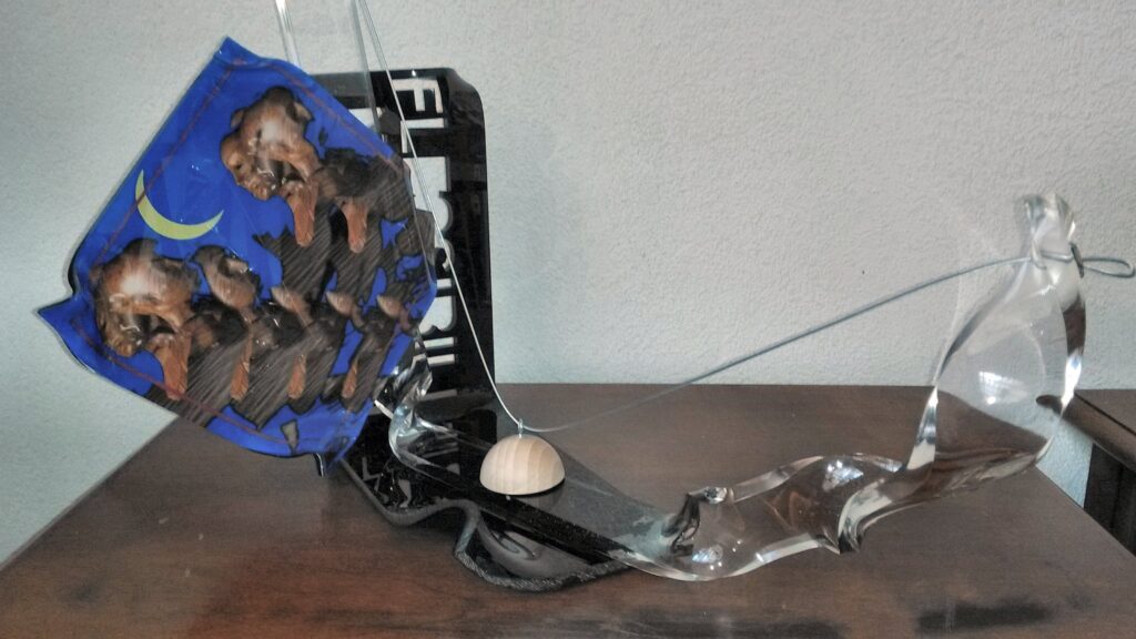 "Navigando in mare aperto" (30 Aprile 2019) (cm 40 x 45 x 30)